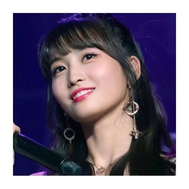 Twice モモ 真似アクセ 韓国 アイドル イヤリング イエベ 向け K Pop 月モチーフ ストーン ビジュー 小顔効果 大人女子 お揃い プレゼント 可愛い チェーンイヤリング ゴールド Lamitte Deco トレンド 韓国ファッション ショップ Base店