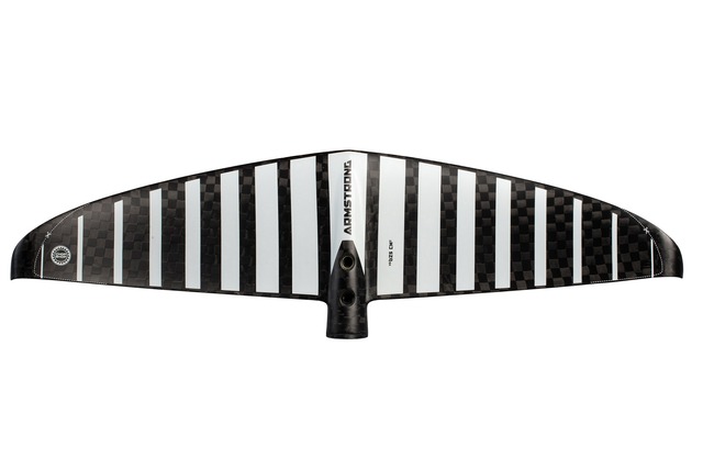 Armstrong Foils | pyromania ( パイロマニア ) ウイングフォイル専門 