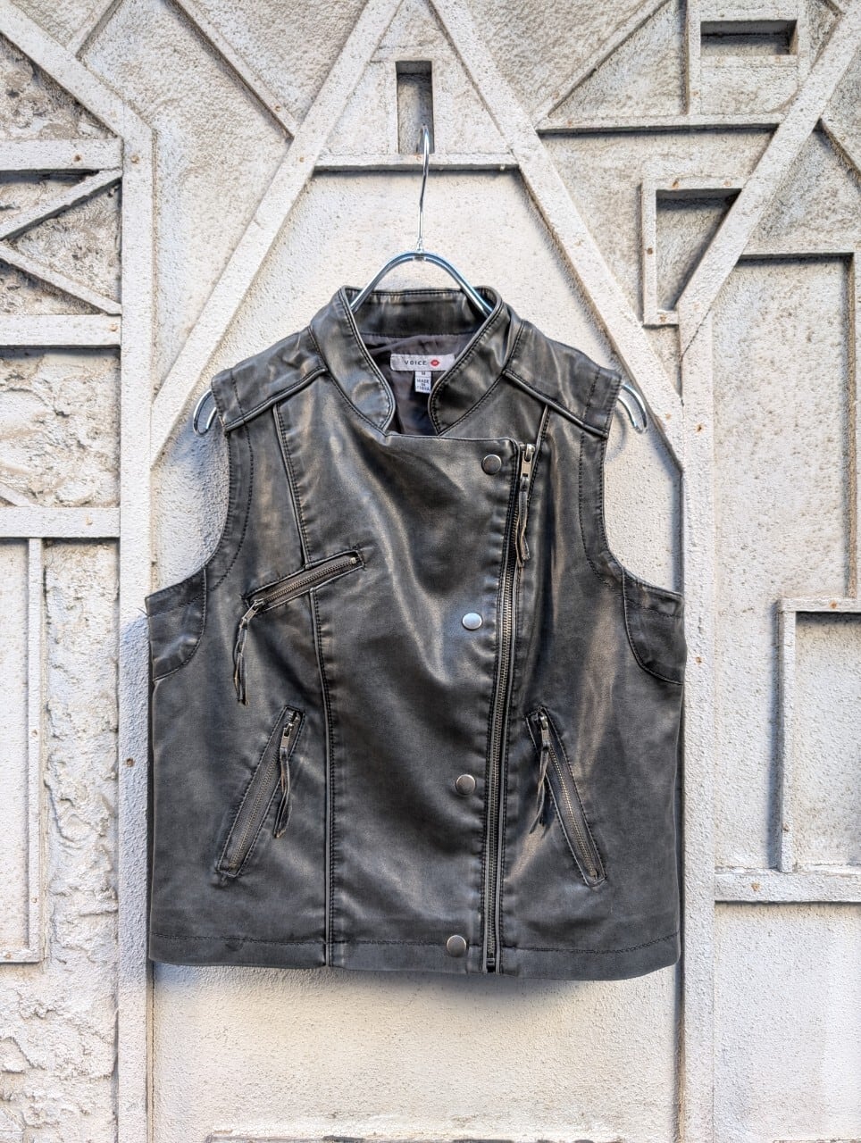 "LEATHER RIDERS VEST"
