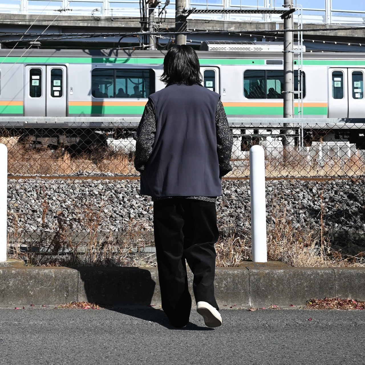 THE DAY(ザデイ)WIND ZONE FLEECE VESTコーディネート