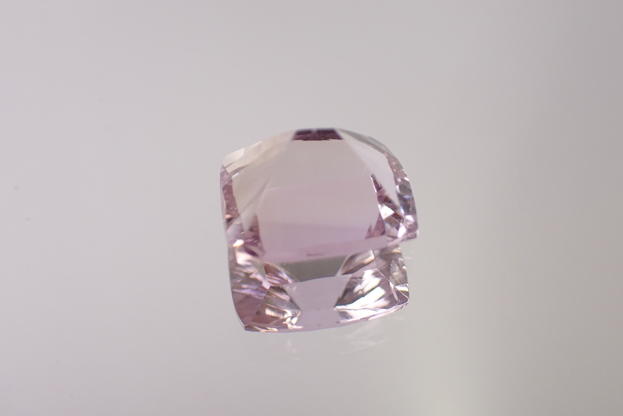 アメトリン(コンケーブカット)　4.78ct　[C6‐319]