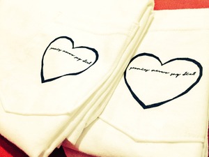 《SALE》 heart 【Pocket tee】