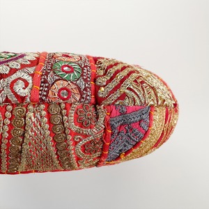 Khambadia cushion