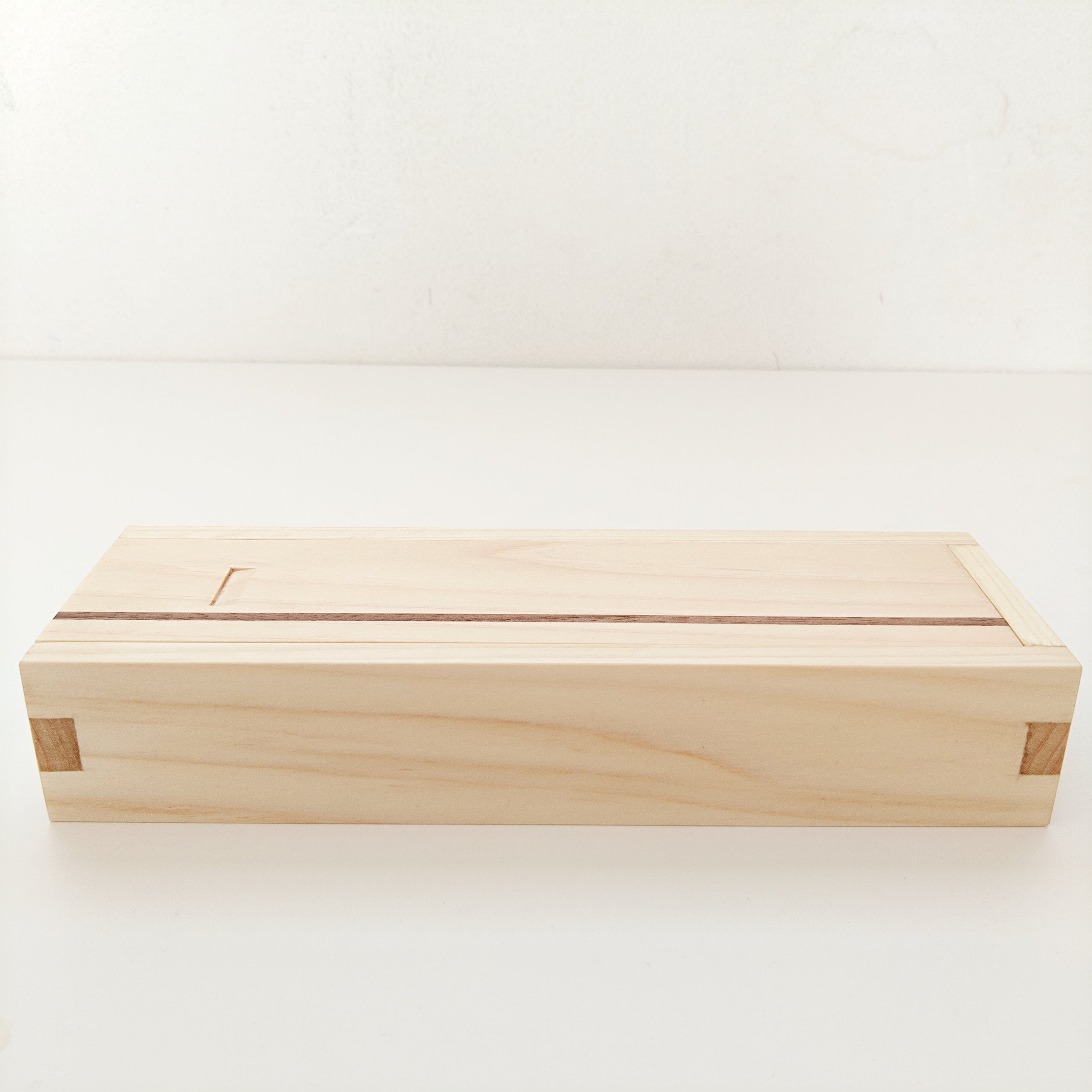 総無垢ペンケース(筆箱) ｜ 檜［ひのき］ | MIYABI WOODWORKS（ミヤビ