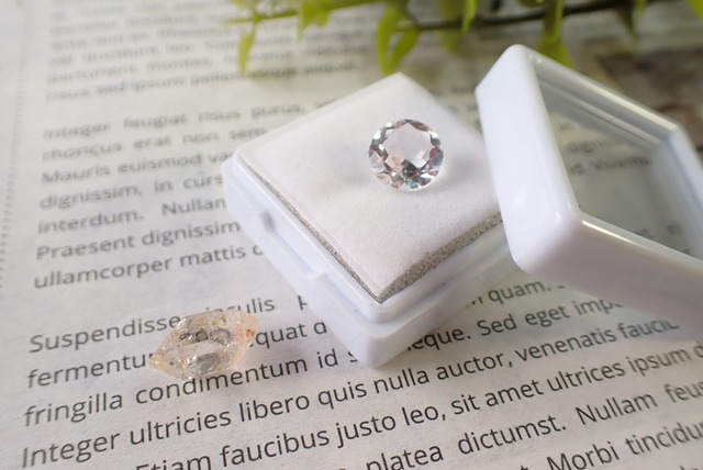 【原石セット】クォーツ×オイルインクォーツ 1.83ct/2.96ct  [C3-124]