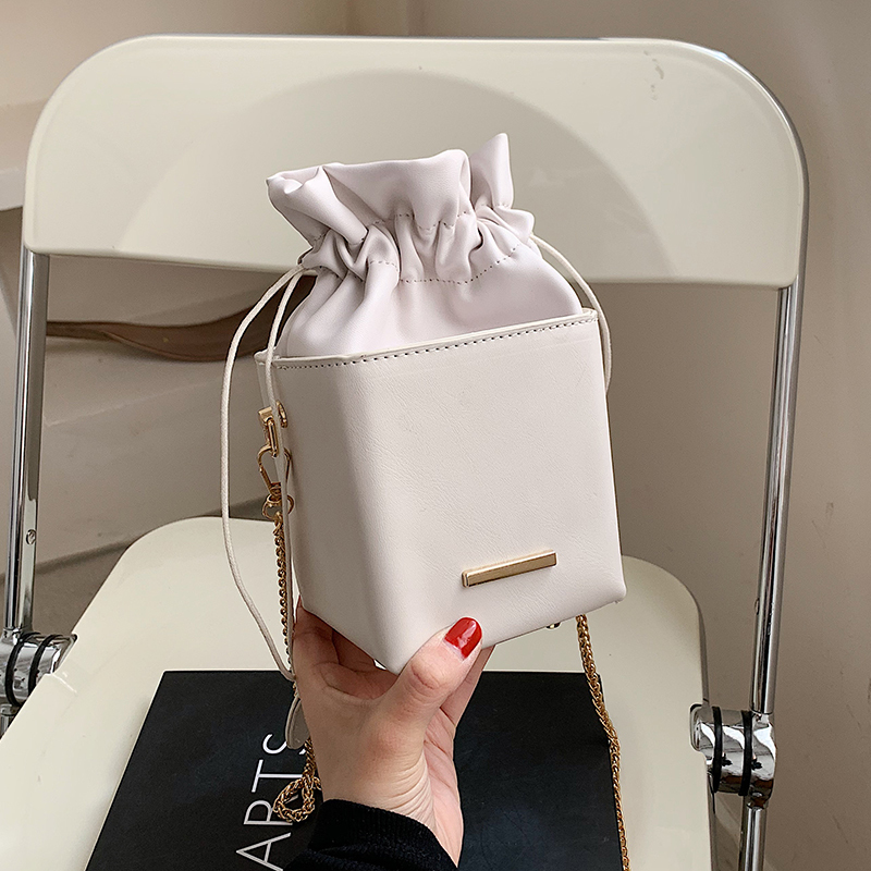 サマーチェーン 夏物 メッセンジャーバッグ 手作りハンドバック65248379120