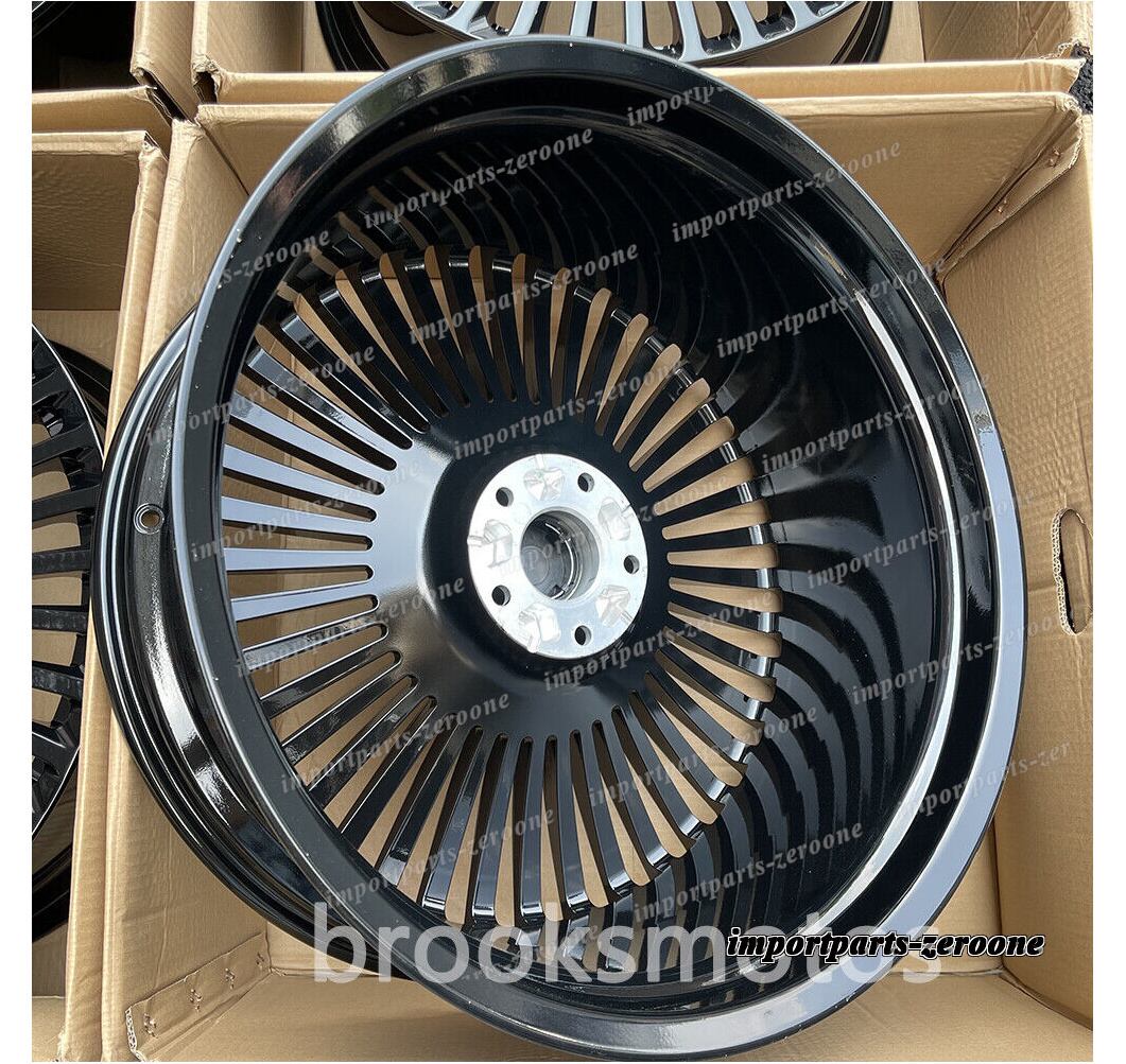 24インチ NEW マルチスポーク グロスブラックスタイル キャデラック