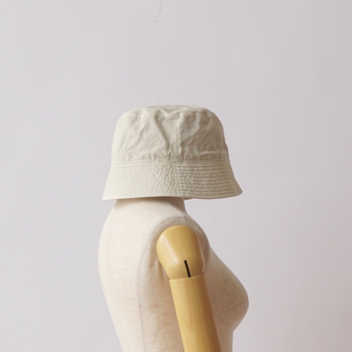 AURALEE/オーラリー・GARMENT-DYED FINX CHINO BUCKET HAT MADE BY