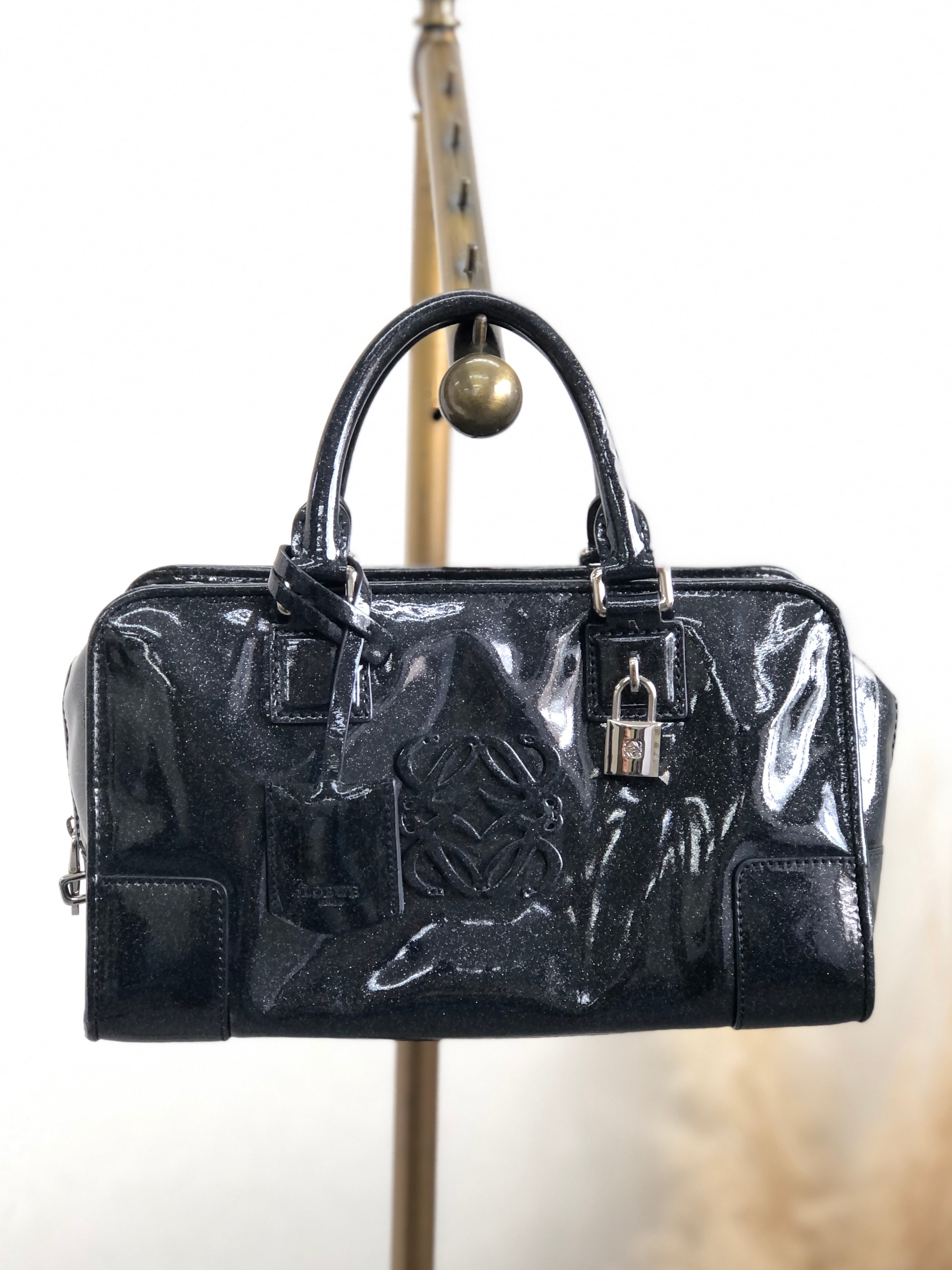 LOEWE ロエベ アマソナ28 ハンドバッグ ブラック アナグラム LOEWE ロエベ アマソナ28 ハンドバッグ ブラック アナグラム