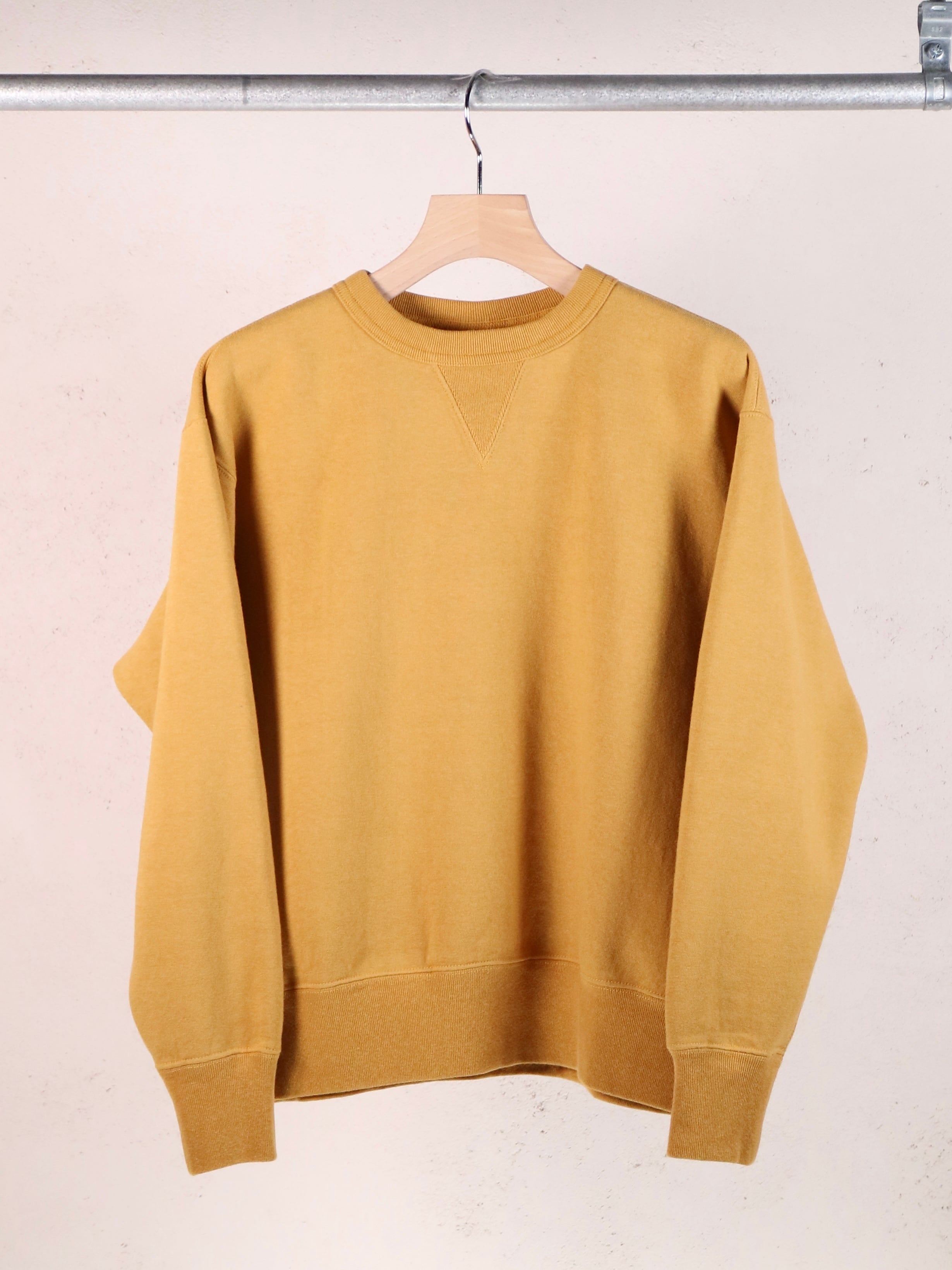 LA POCHE（ラポシュ）ジャーマントレーナー『JANE』 | Pay ID