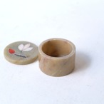 グリーンとオレンジのお花のケース