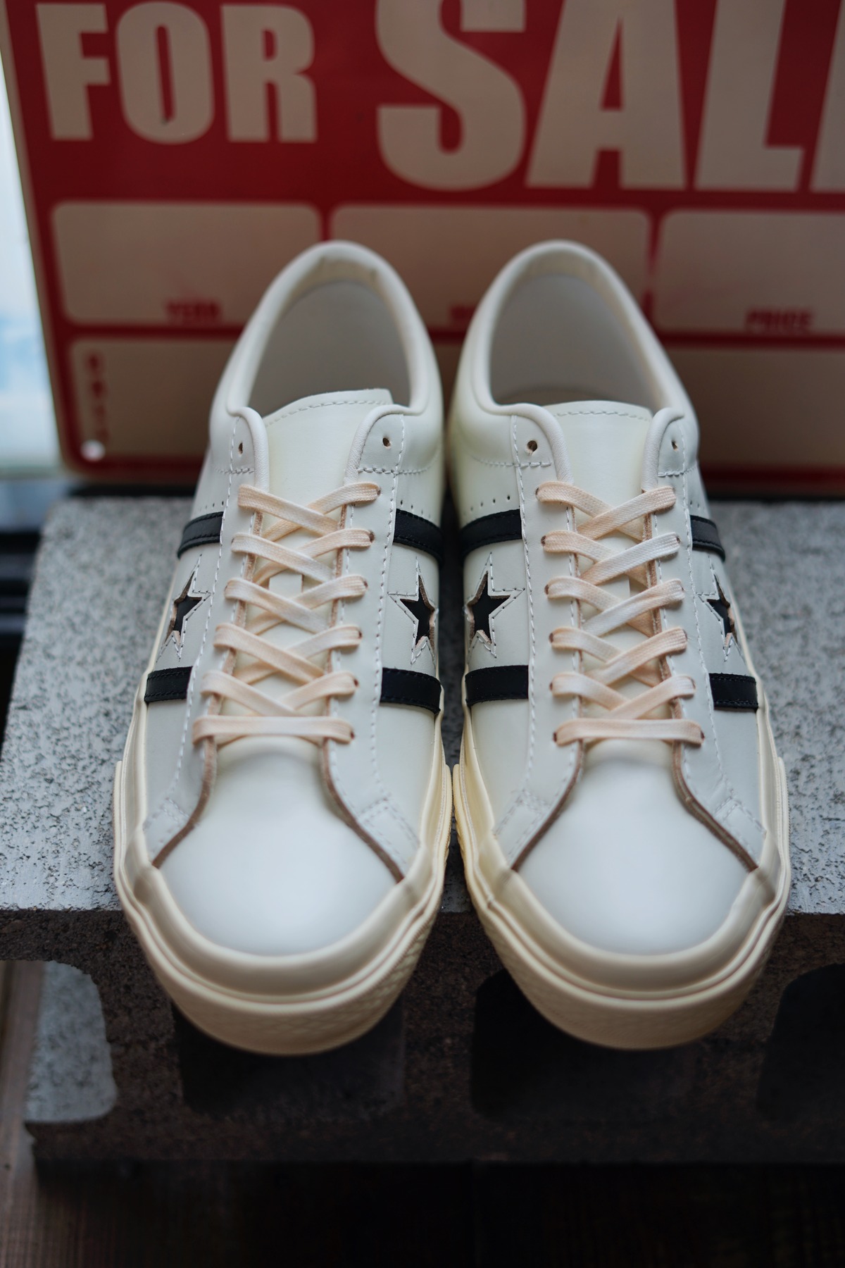 CONVERSE 