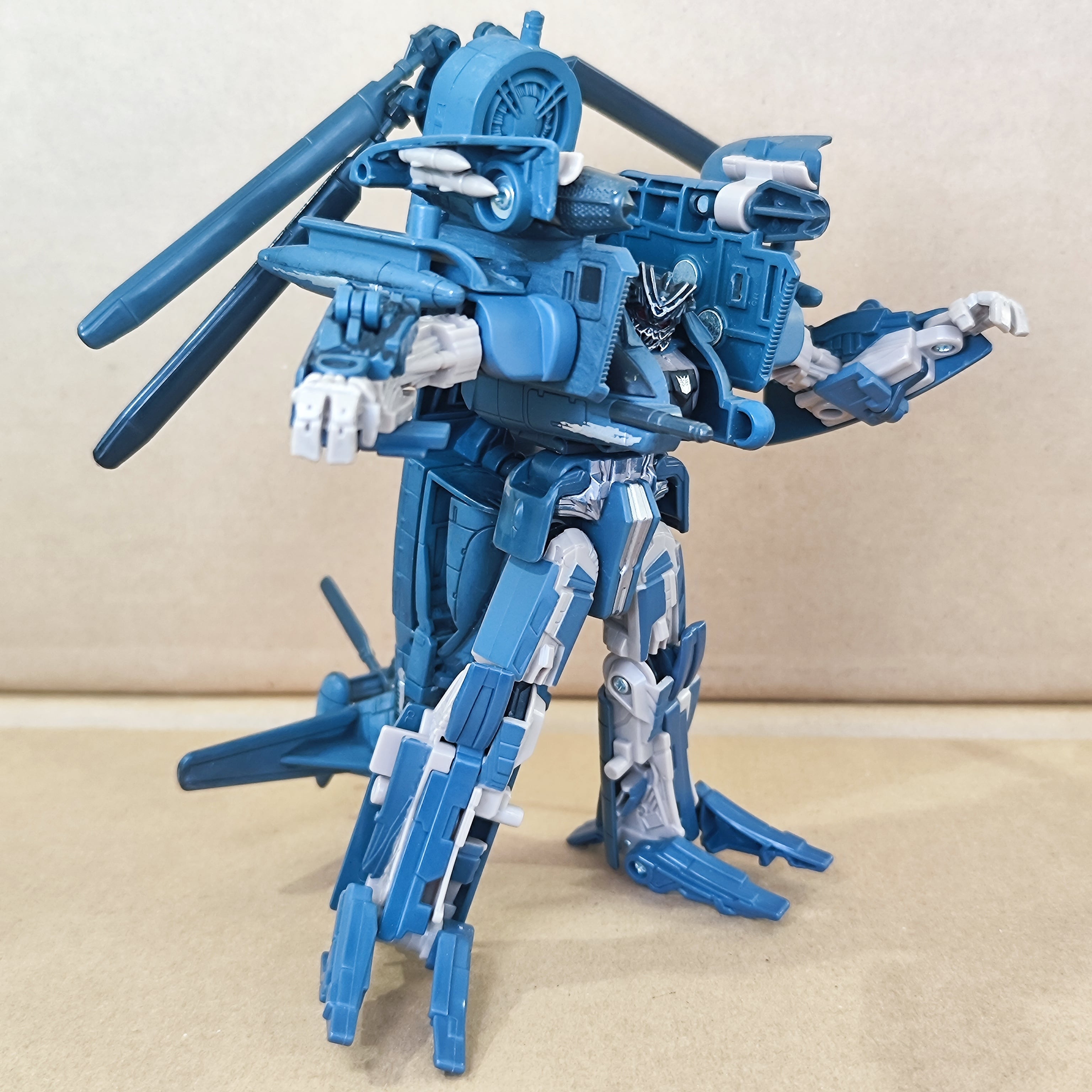 欠品あり】トランスフォーマー マイクロマスター 復刻版 シックス
