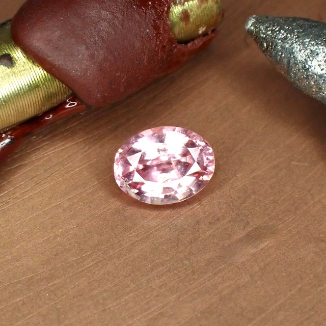 々しい蓮花色の煌めき　0.24ct 天然 パパラチァサファイア DGL鑑別書付属