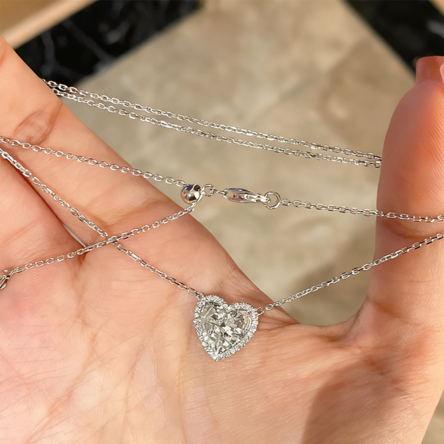 tomrきらめく愛心ネックレス