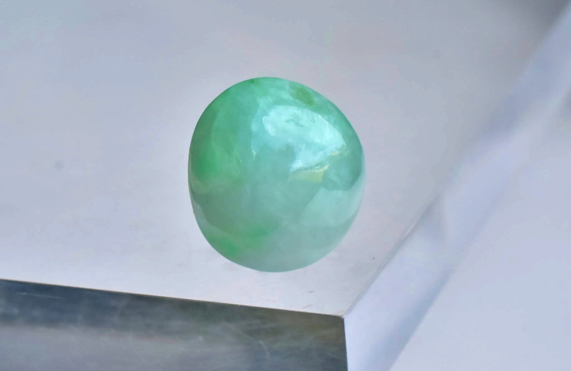 天然石究極品質　太古から受け継がれし神の守護石　ミャンマー産　青緑翡翠　13.5㎜