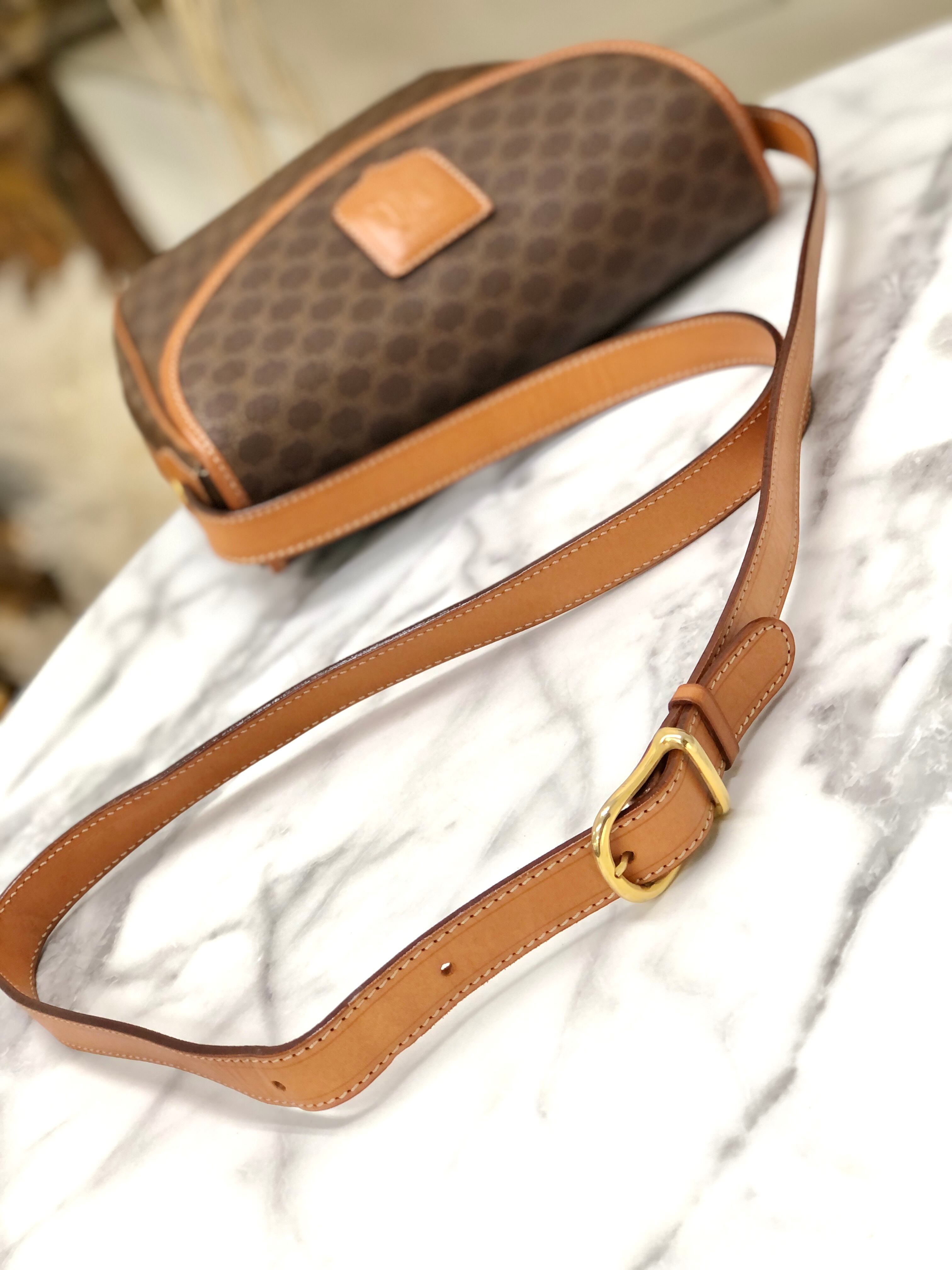 CELINE セリーヌ ブラゾン型押し PVC レザー フラップ ショルダー