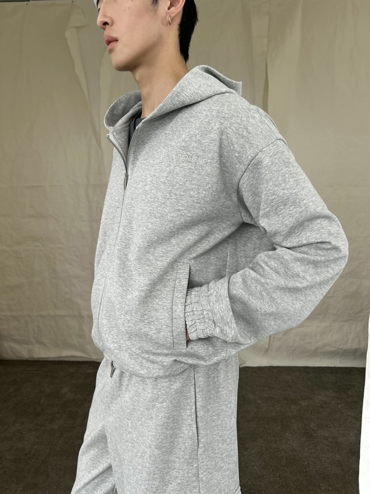 Yausye 64 Air Layer Hoodie