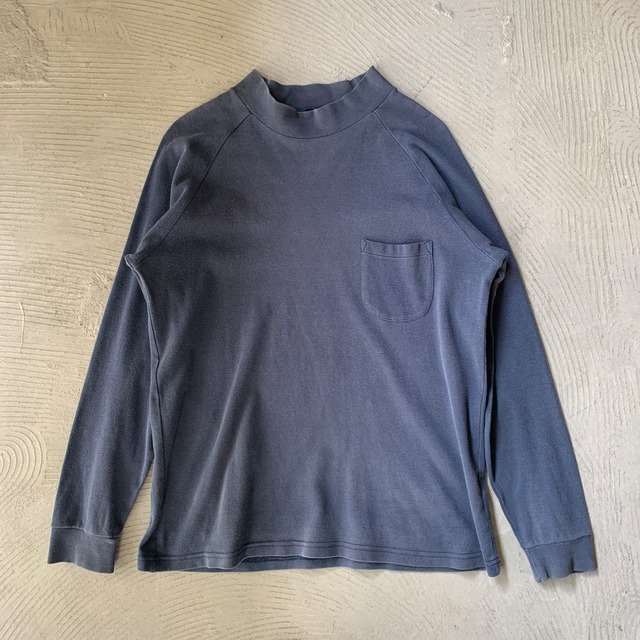 Faded mock neck T-shirt