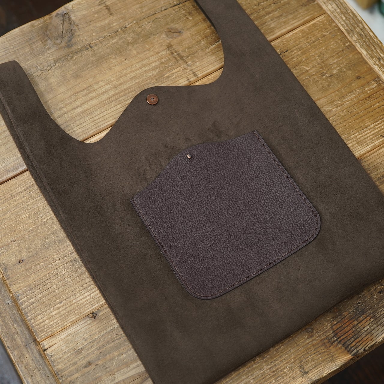 Maison d' Artisan マルシェバッグ ウルトラスエード ダークブラウン