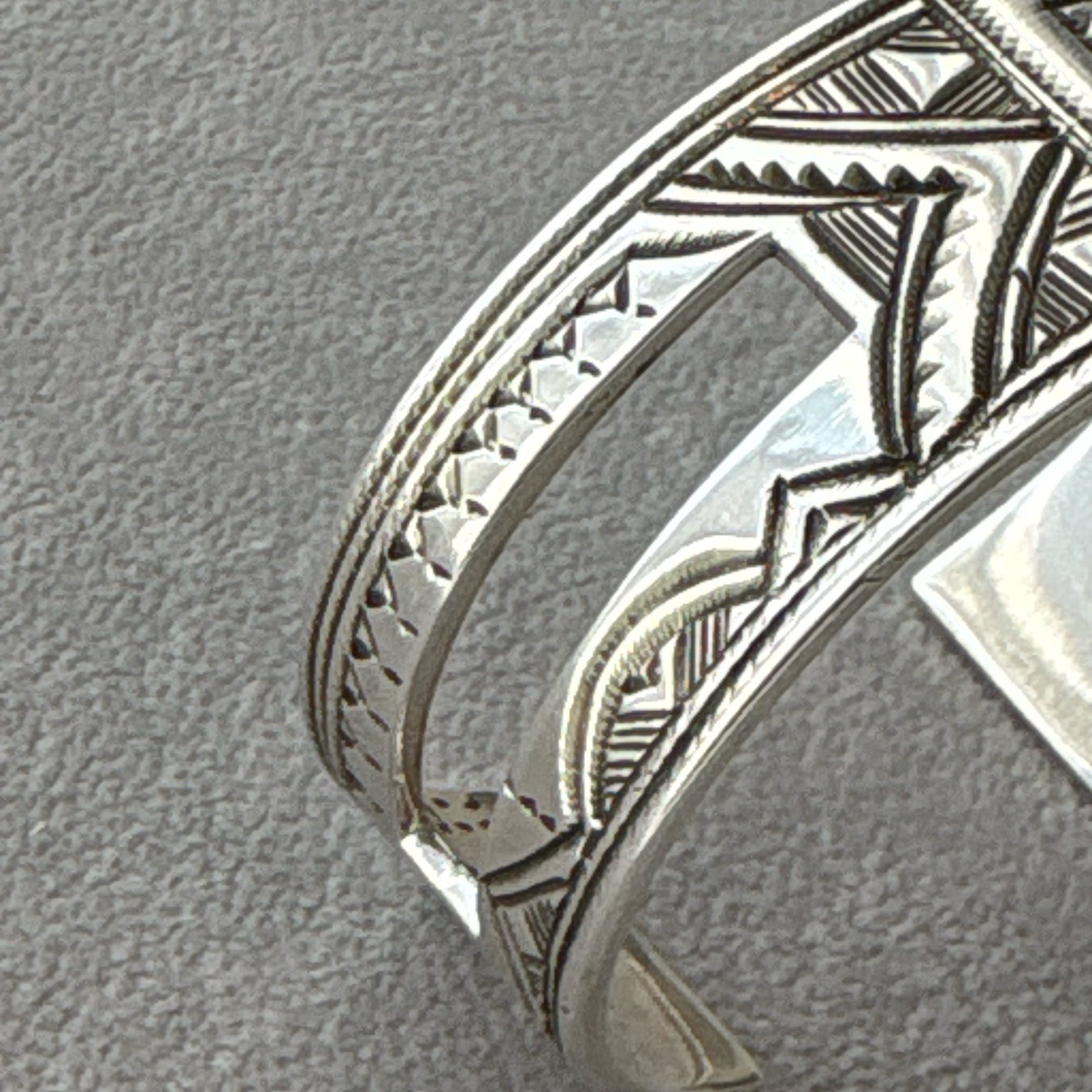 Touareg bangle | sahel