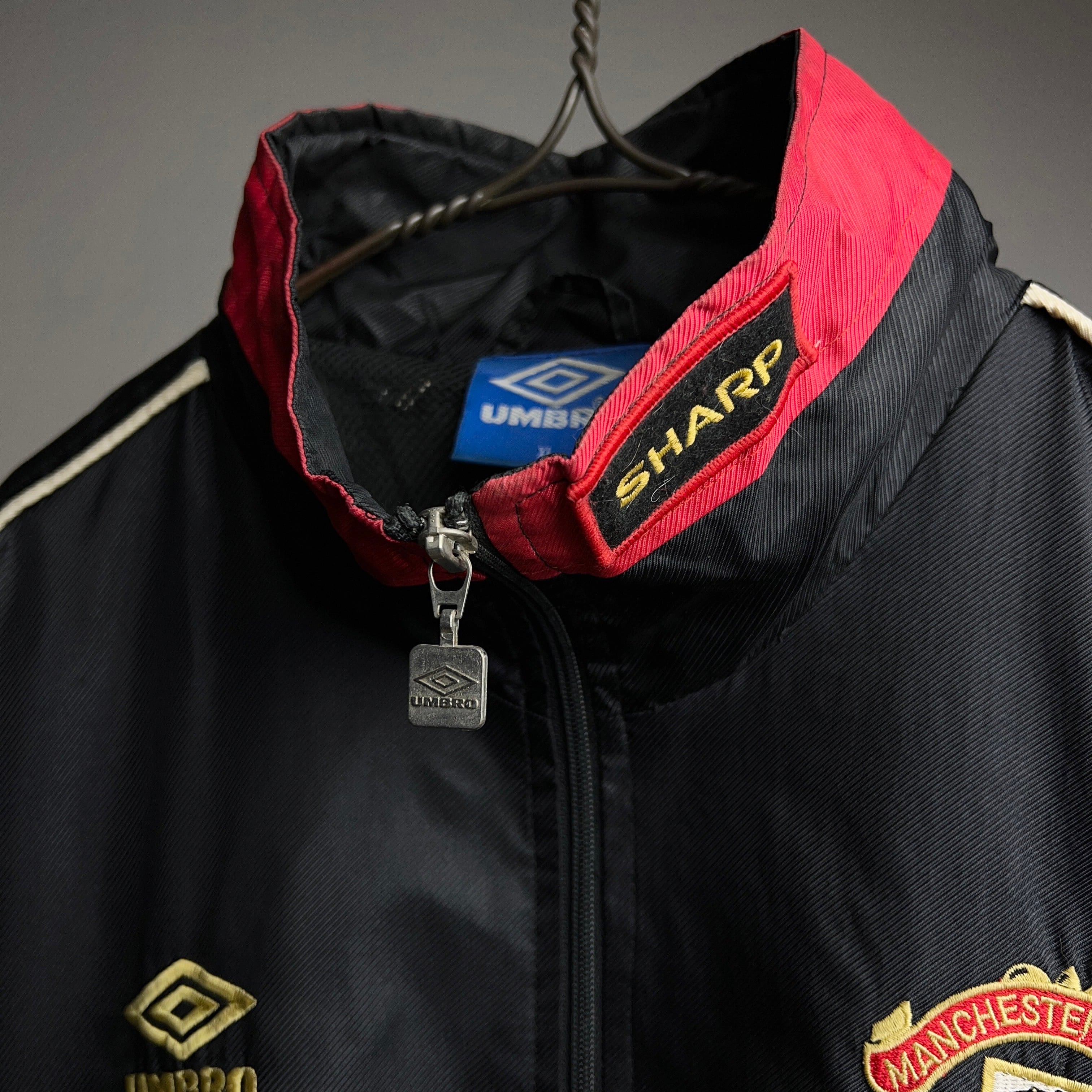 90’s “UMBRO” MANCHESTER UNITED Jacket 90年代 マンチェスターユナイテッド ナイロンジャケット アンブロ  SHARP FC サッカー【1000A11】【送料無料】