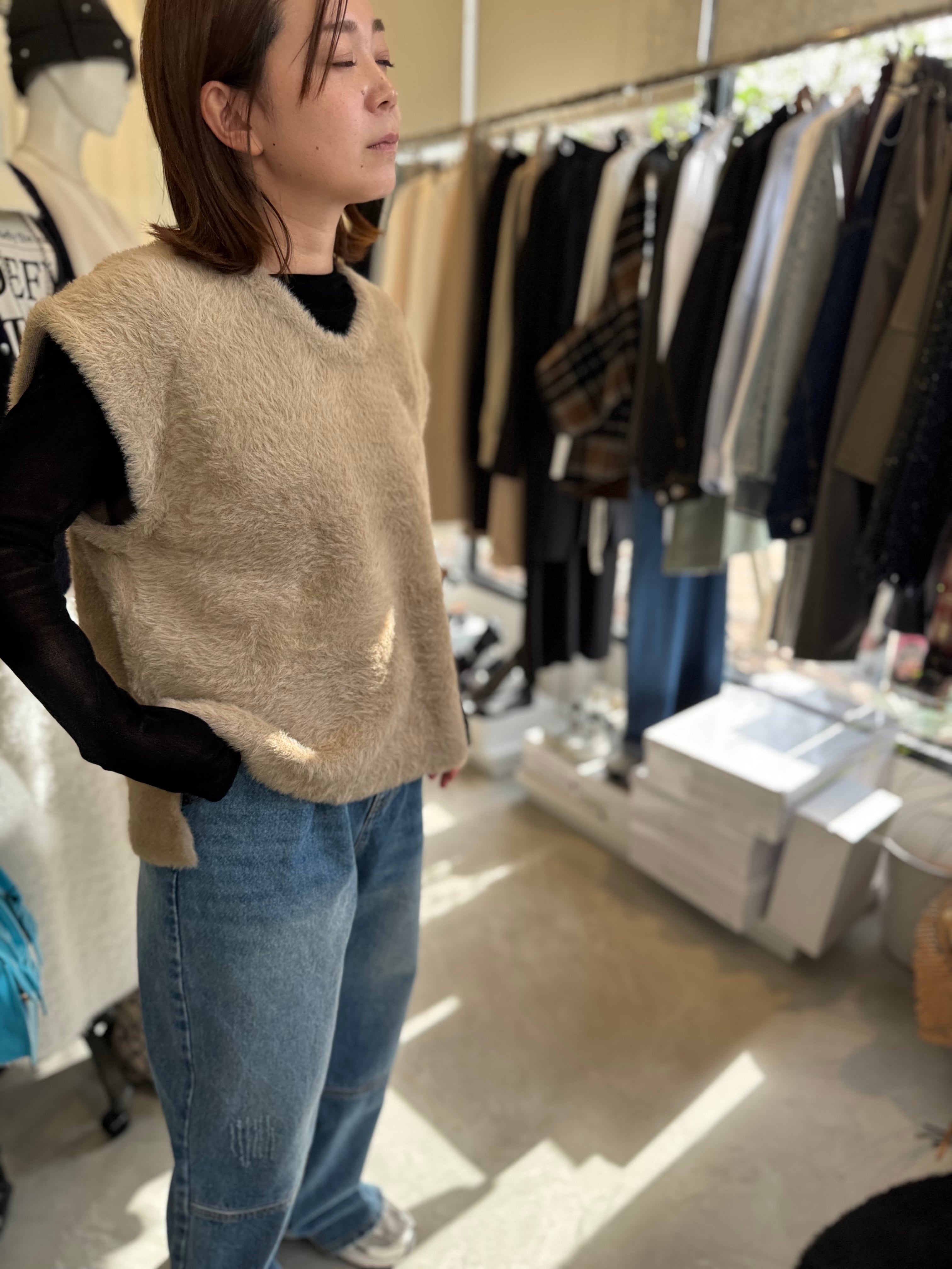 【SELECT】フェザーヤーンＶネックベスト　29-0435