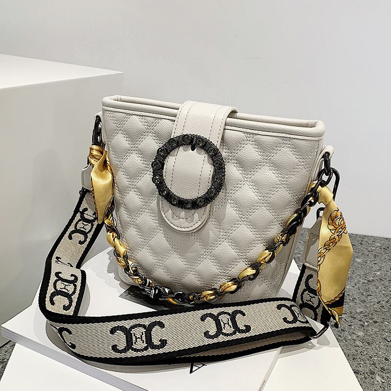 刺繍オータム 秋物 メッセンジャーバッグ 手作りハンドバック930188778