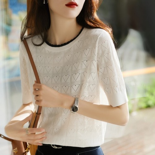 トップス シャツ ブラウス Ｔシャツ 袖あり 半袖 きれいめ 白トップス 大人可愛い 大人 上品 おしゃれ お洒落 かっこいい クール エレガント フォーマル とろみ感 春 夏 10代 20代 30代 40代 50代 60代 レディース 女性用 ママ OL 学生 デート お出かけ 休日 パーティー イベント ショッピング 着回し 普段使い 重ね着 モテ インスタ映え 色展開 白 ホワイト ブラック