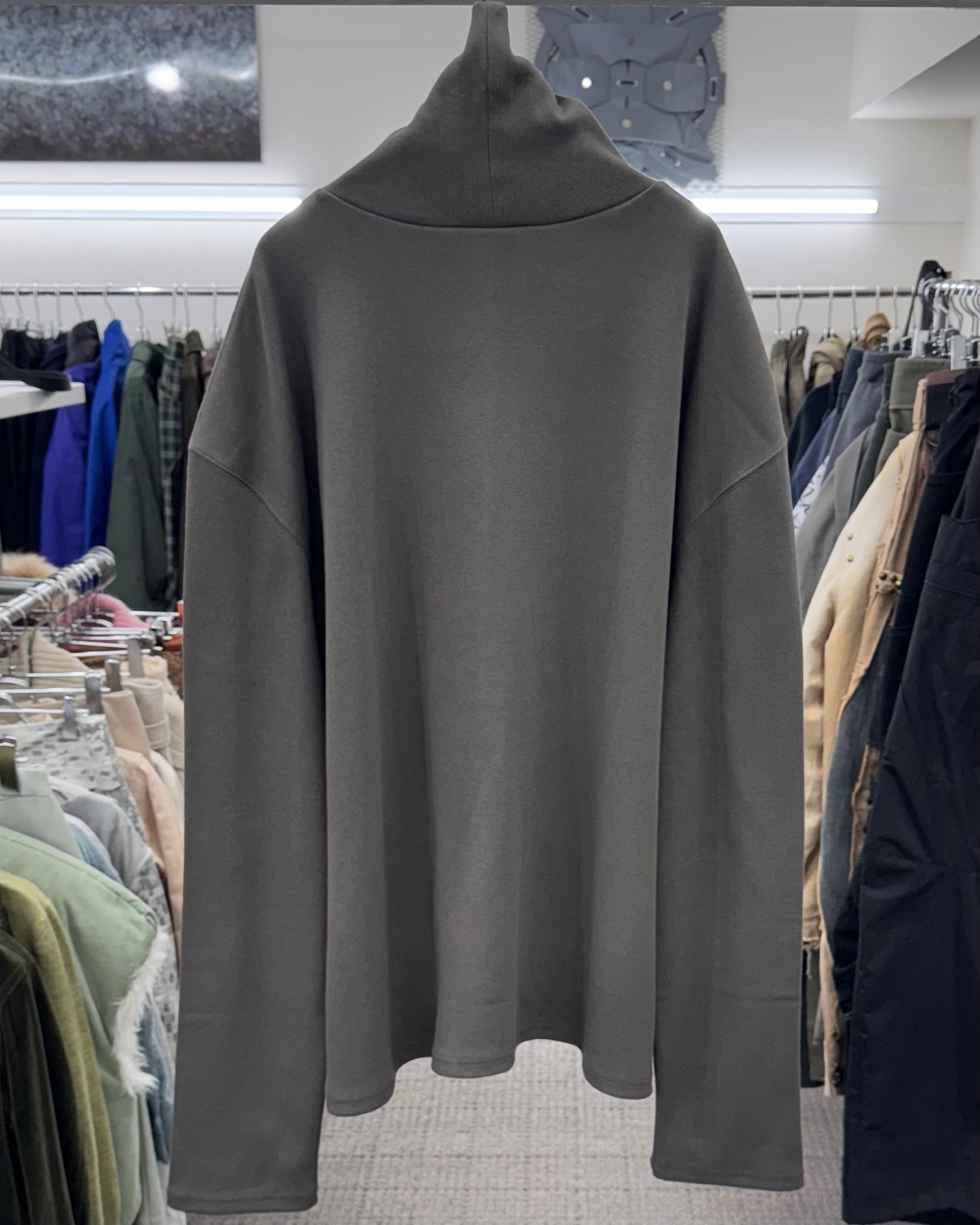 JIAN YE CIRCLE TURTLENECK XL | ZSC