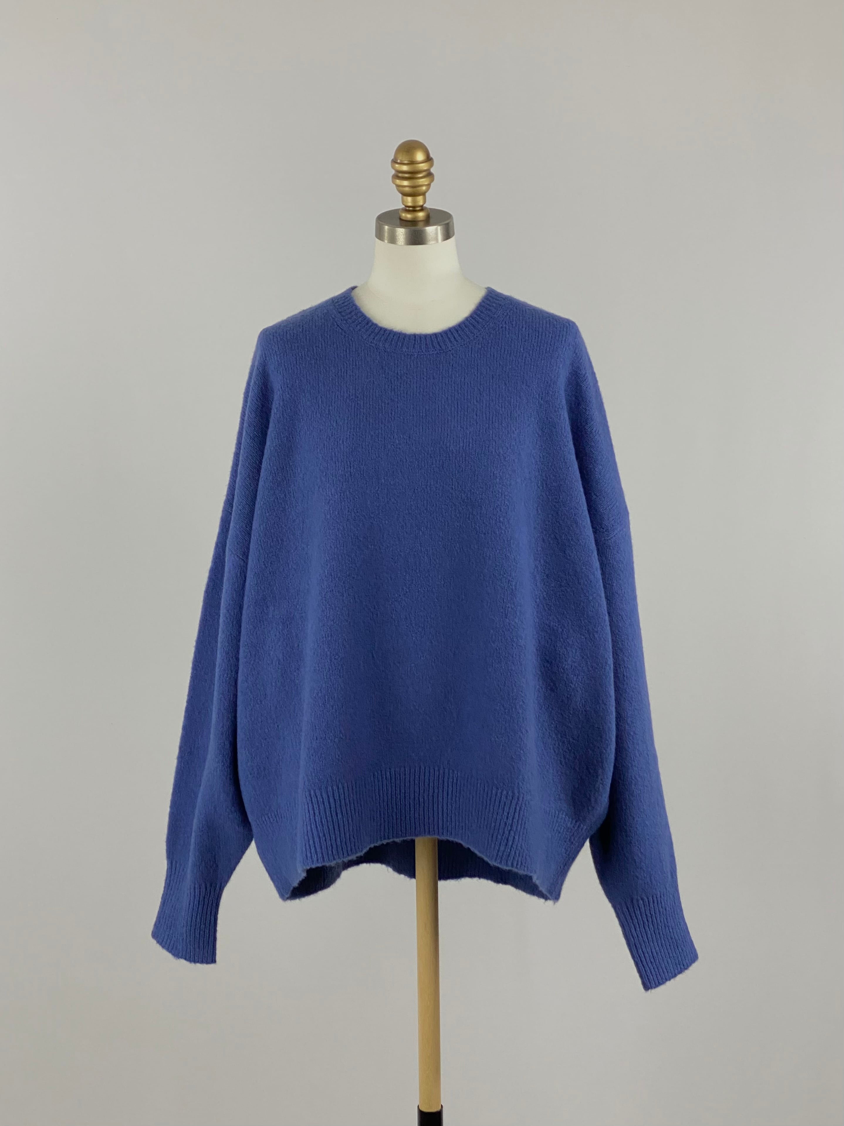 ブークレウールワイドシルエットプルオーバー|ネイビー|Maglia Plus