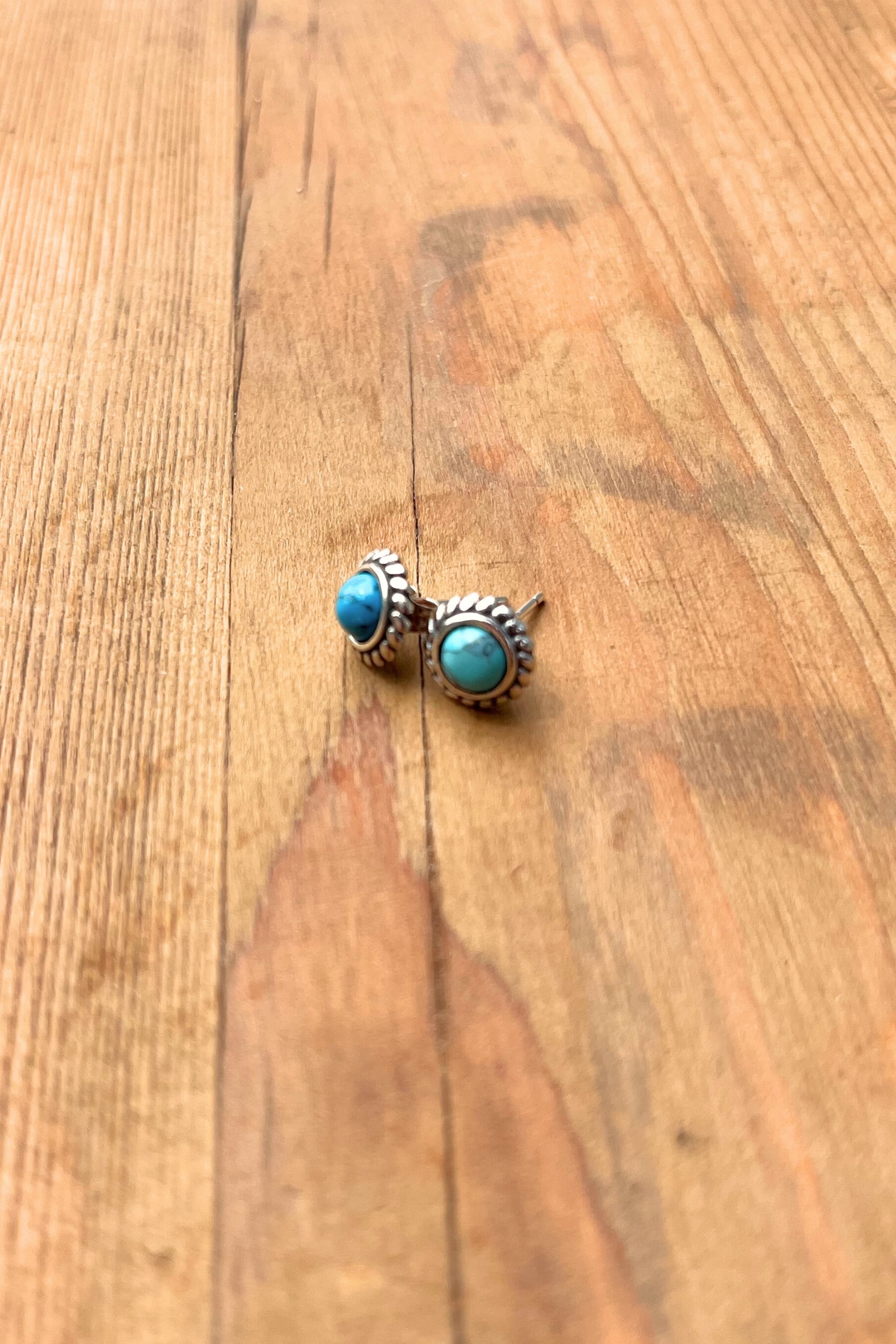ネイティブターコイズピアス