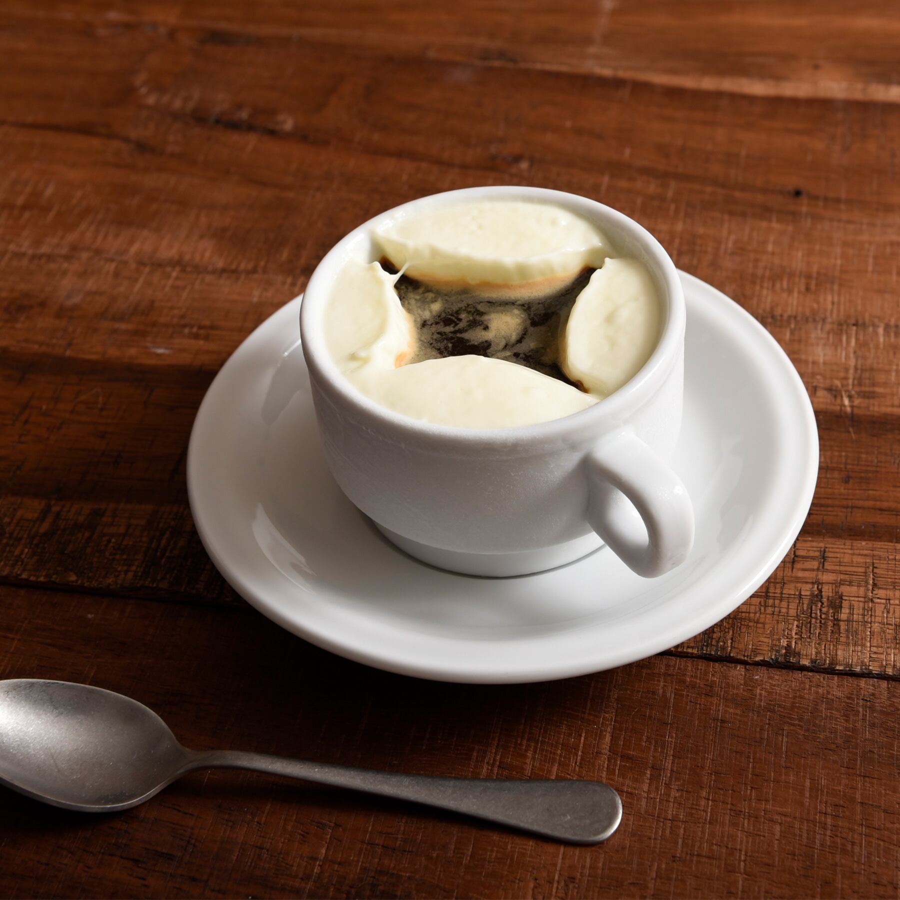 イパ チェルヴィニア カプチーノカップ ホワイト | ザッカワークス