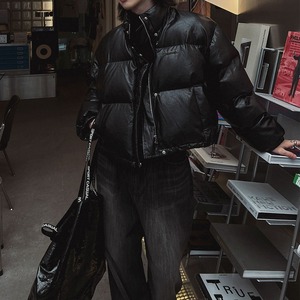 レザー風ボリュームコットンブルゾン　1005