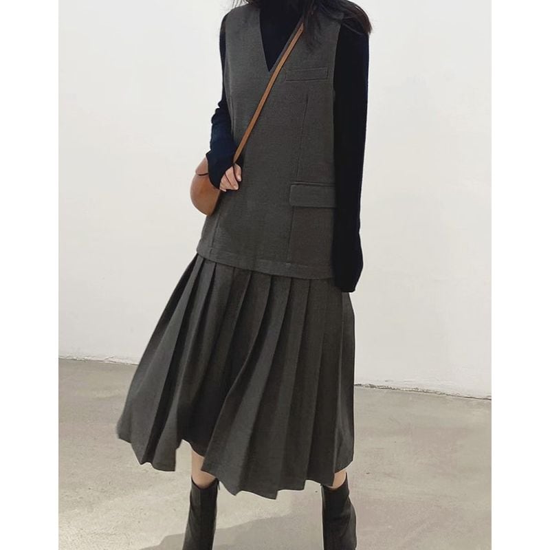 Vネック切替プリーツワンピース 200990