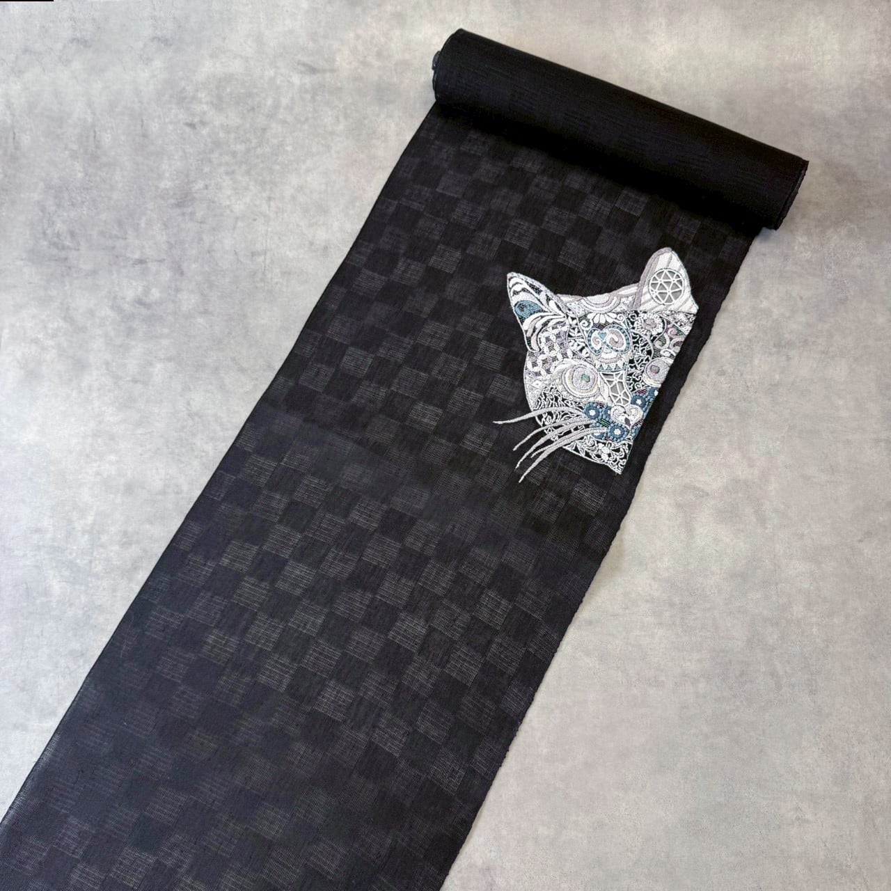 【minori lab. オリジナル】 九寸名古屋帯 麻猫刺繍 ブラック