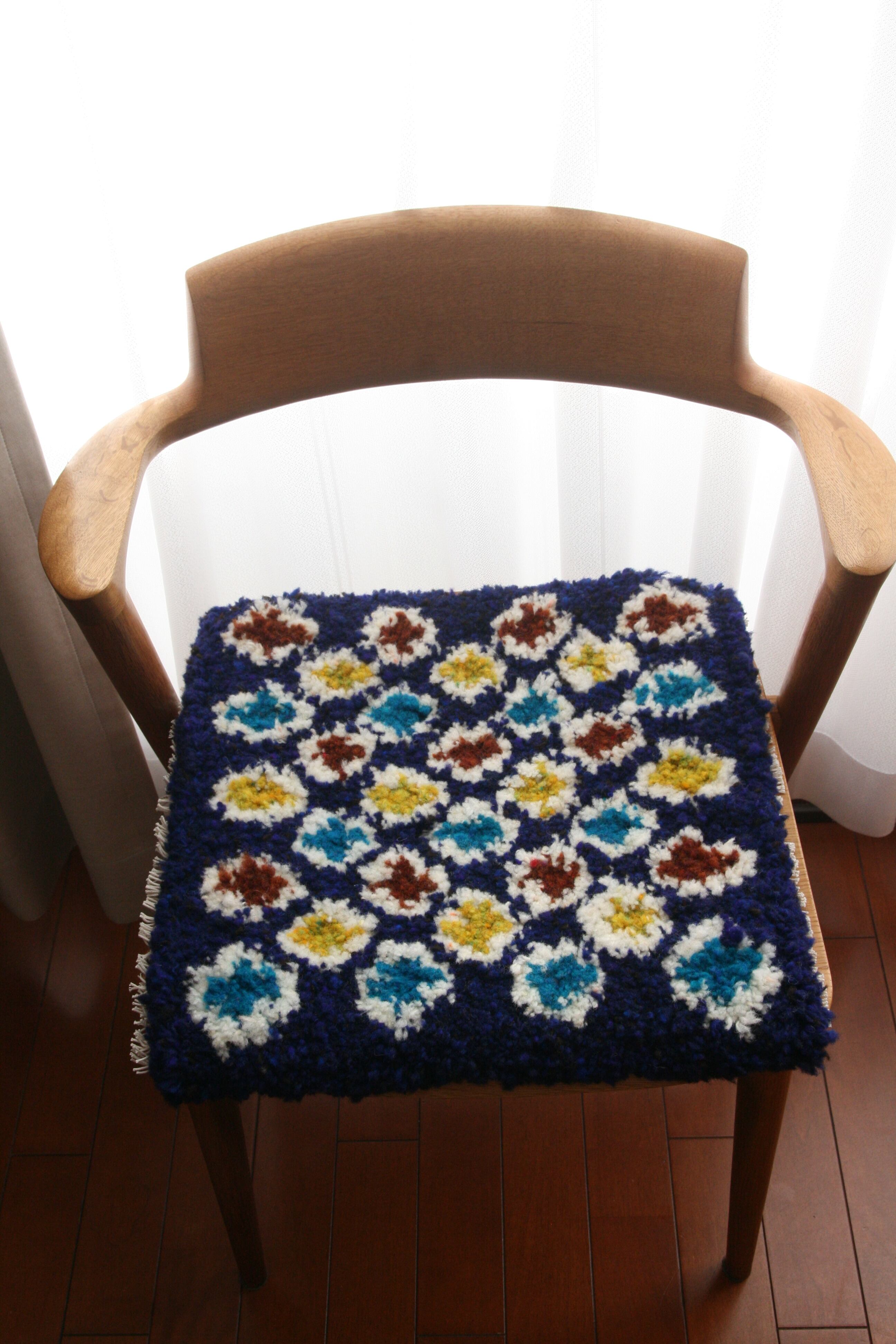 ノッティングチェアマット ホームスパン（手紡ぎ手織り）なまこかべ