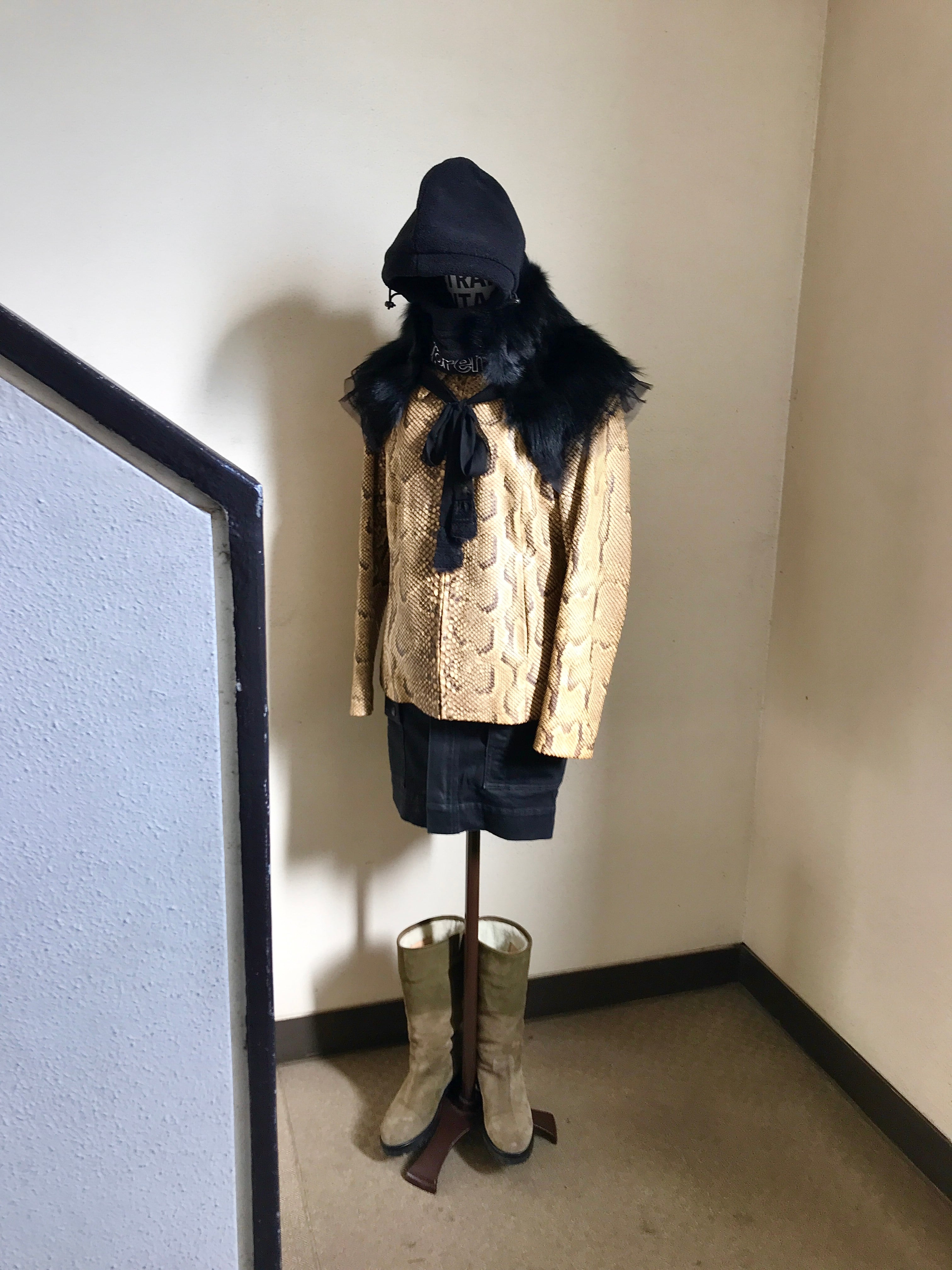 CARLA FALLERI Golden-Python Leather Zip Up JKT | ETRAK CARLA FALLERI Golden-Python Leather Zip Up JKT | ETRAK