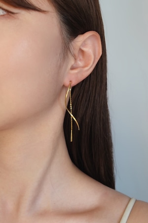 11/12(水)再販 screw sway chain pierce