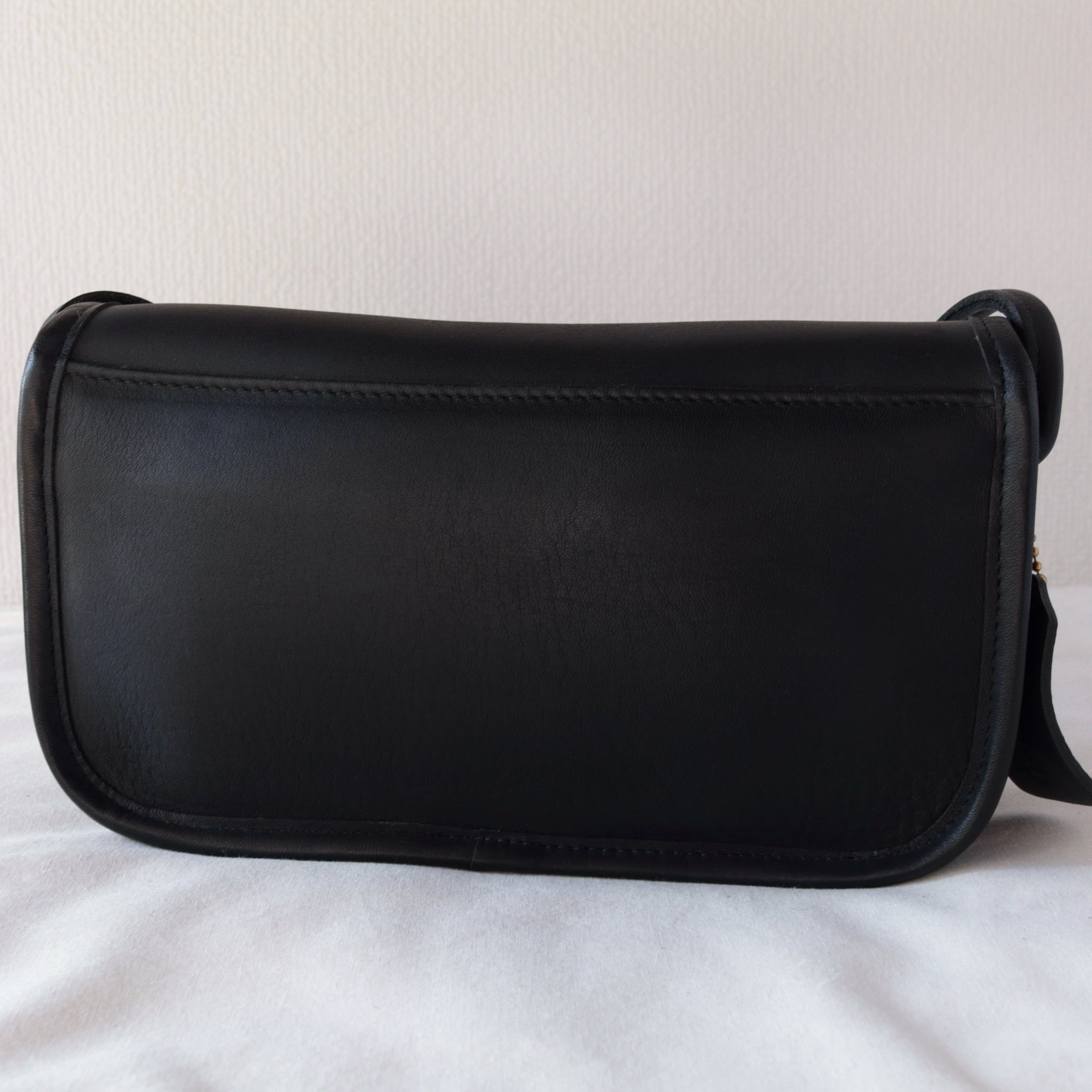 VINTAGE COACH (OLD COACH オールドコーチ ショルダーバッグ) DINKY