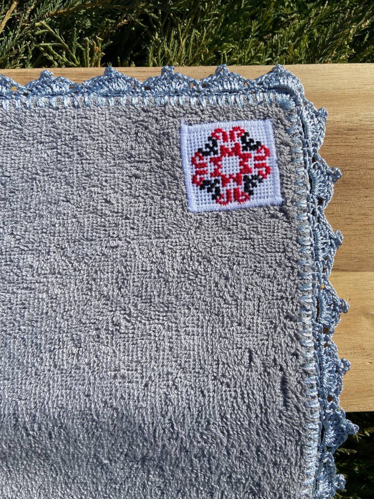 ウクライナ暗号手刺繍入りハンカチー手編みレース（平和）Мир　ハンドタオル - 2