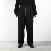 山内 / ウォッシュドウールリネンツイル・トレンチコートコーディネート