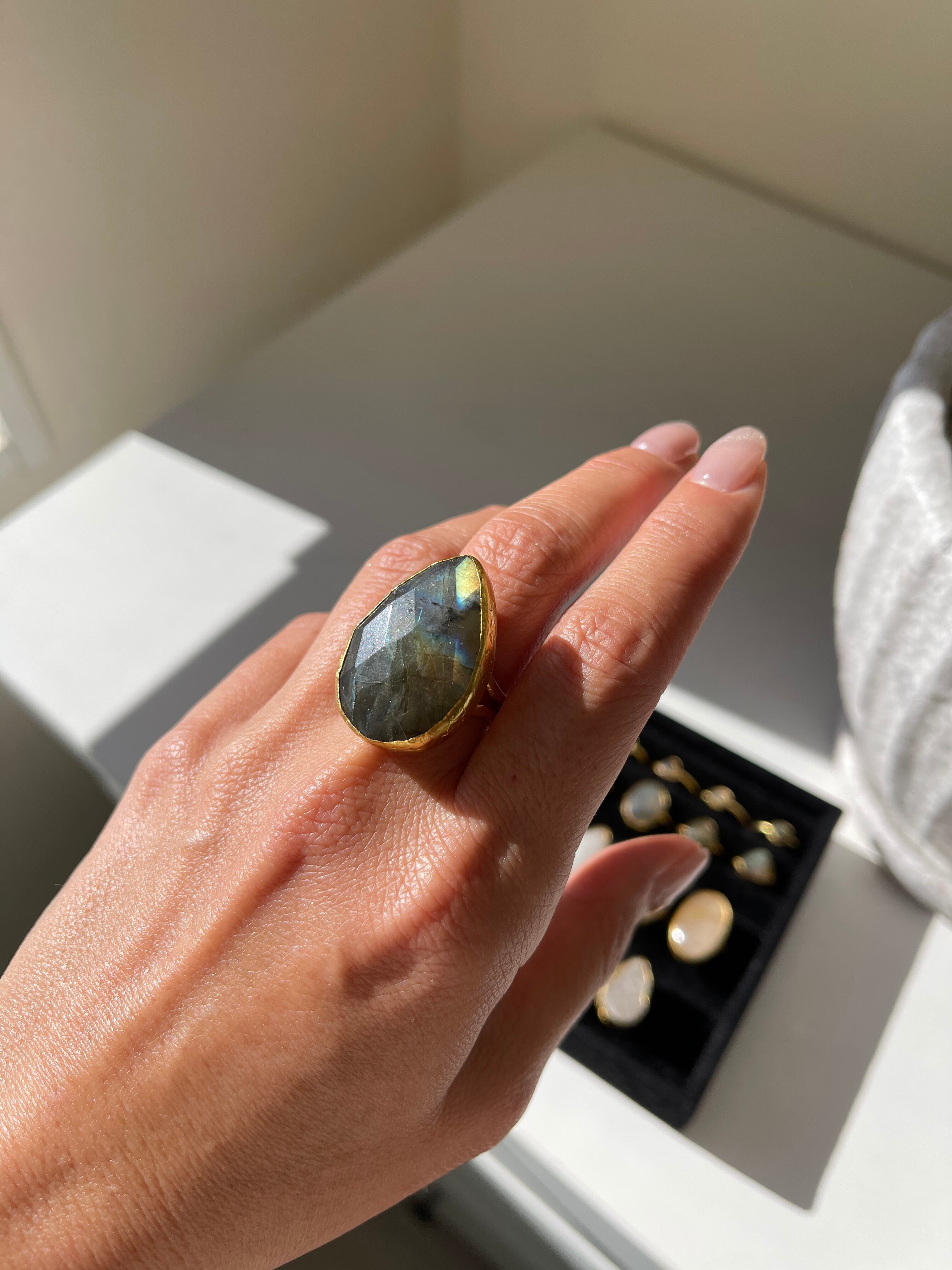 Labradorite drop ring B/ラブラドライトドロップ型リングB