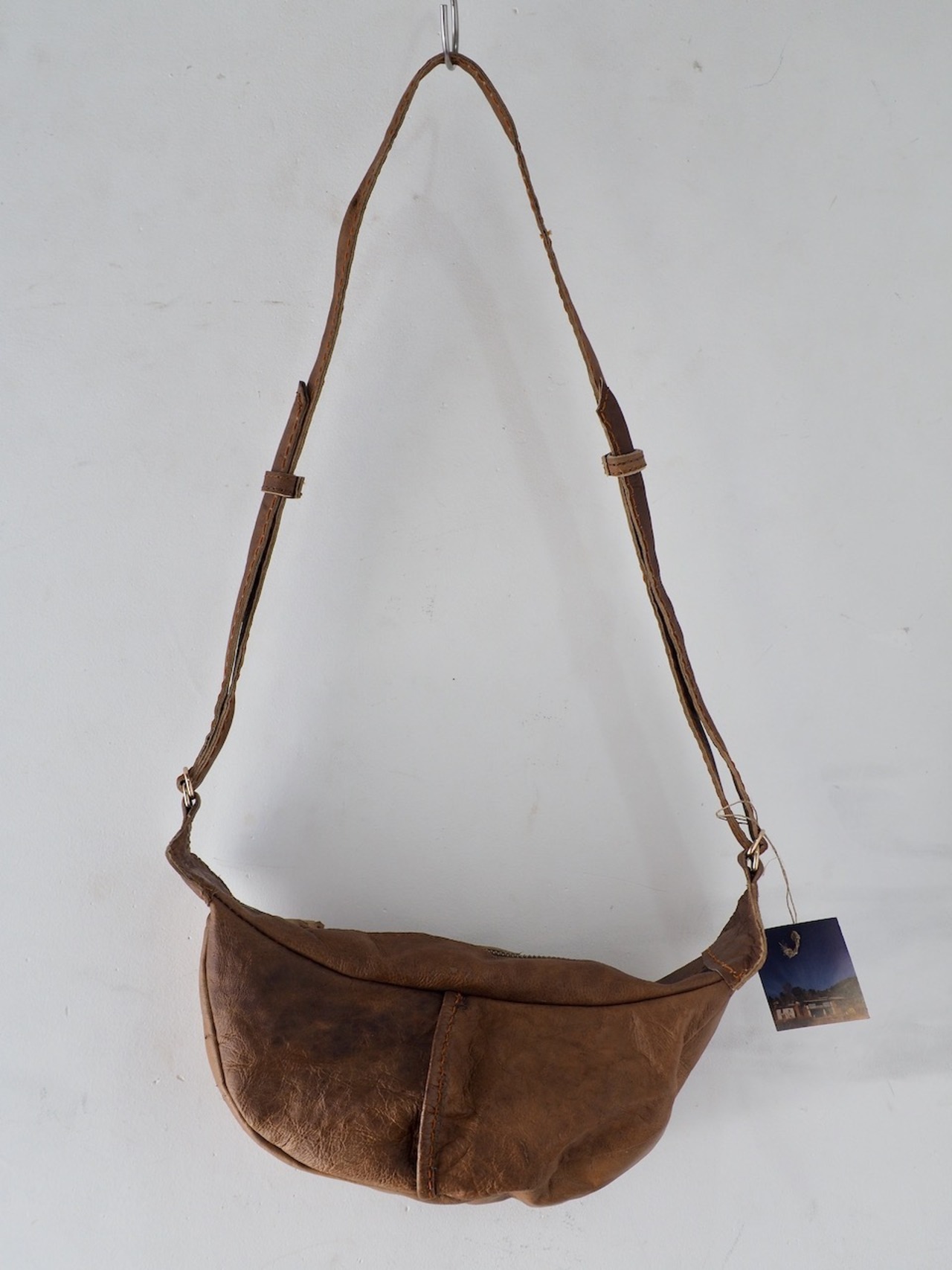 005dc067 moon bag small