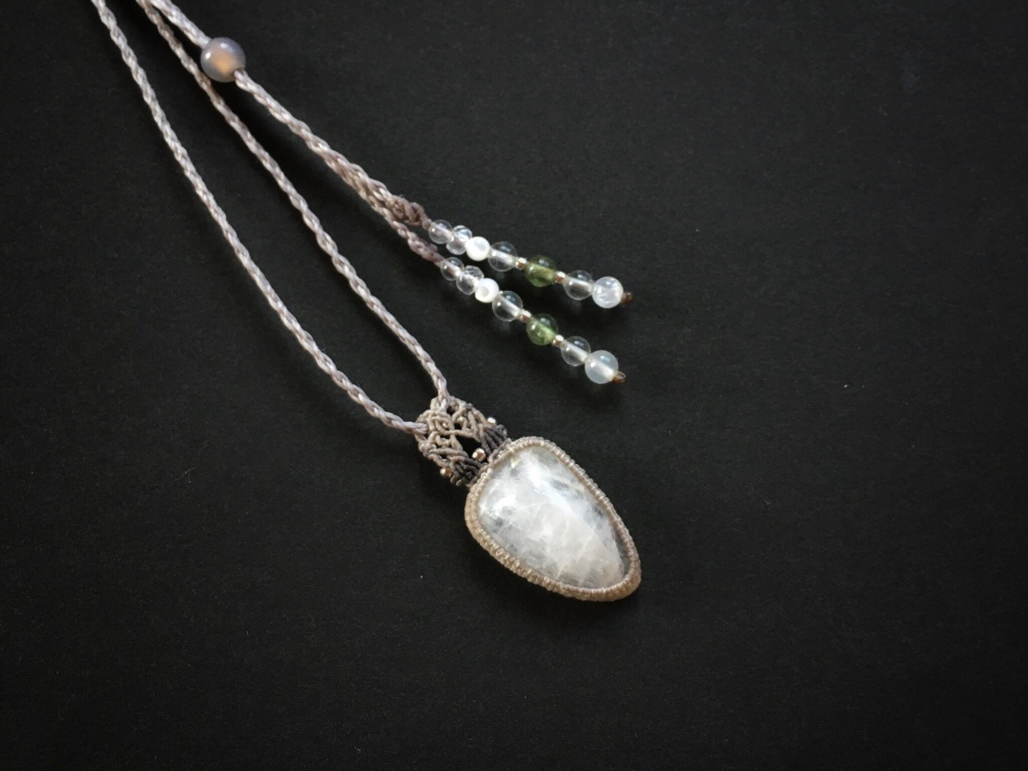 クリオライト macrame necklace