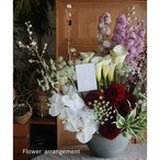 季節のお花のフラワーアレンジメント