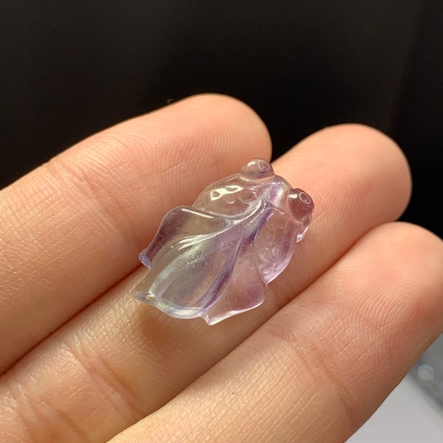 2貫通穴・金魚さんフローライトビーズ