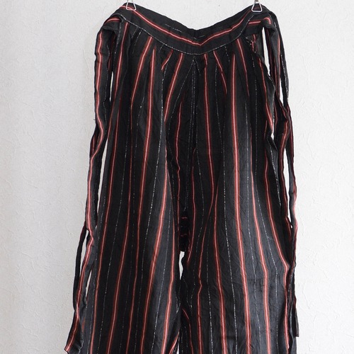 モンペ 野良着 パンツ 着物 黒 縞模様 古布 リメイク素材 ジャパンヴィンテージ 昭和 | Monpe Noragi Pants Japanese Fabric Vintage Black Stripe Pattern