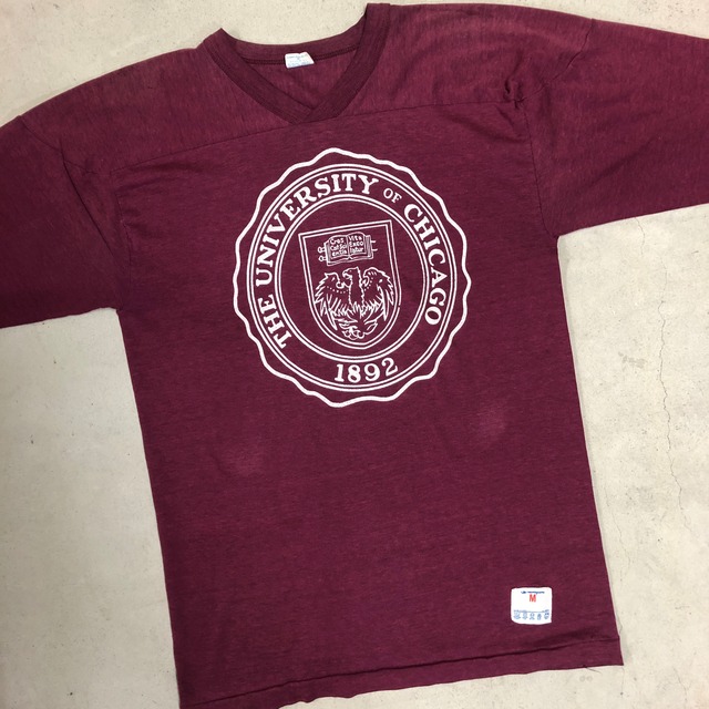 1980'S CHAMPION "CHICAGO" BURGUNDY V-NECK FOOTBALL T-SHIRT