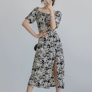 ドレス ワンピース パーティードレス パーティドレス 膝丈ドレス 膝丈 ひざ丈 袖あり 半袖 スクエアネック オフショルダー オフショル 襟なし スリット かわいい 大人可愛い 大人 上品 おしゃれ お洒落 クール モード系 存在感 華やか 柄 10代 20代 30代 40代 レディース 女性用 デート お出かけ 女子会 パーティー ホテル レストラン 美脚 高見え 格上げ 春 夏 秋 お呼ばれ パーティー S M L ブラック